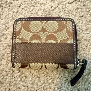 Coach wallet/change purse. Gently used.